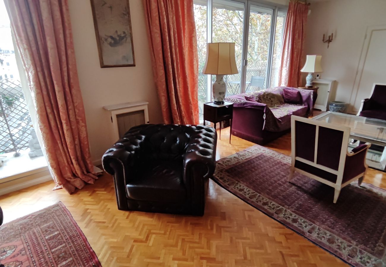 Appartement à Paris - Avenue Victor Hugo - Paris 16 - 416060