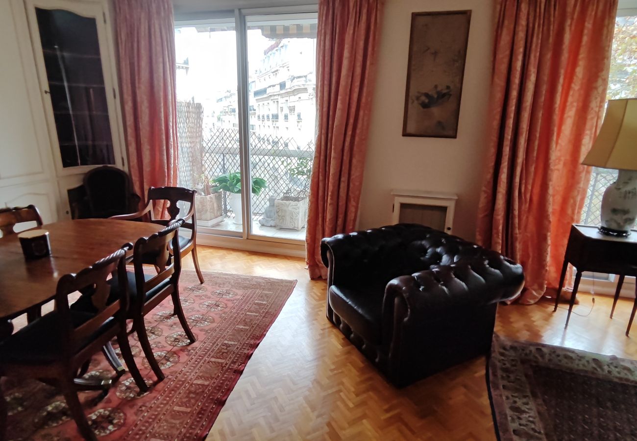 Appartement à Paris - Avenue Victor Hugo - Paris 16 - 416060