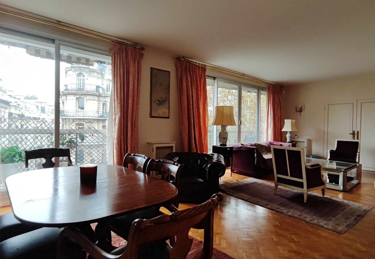 Appartement à Paris - Avenue Victor Hugo - Paris 16 - 416060